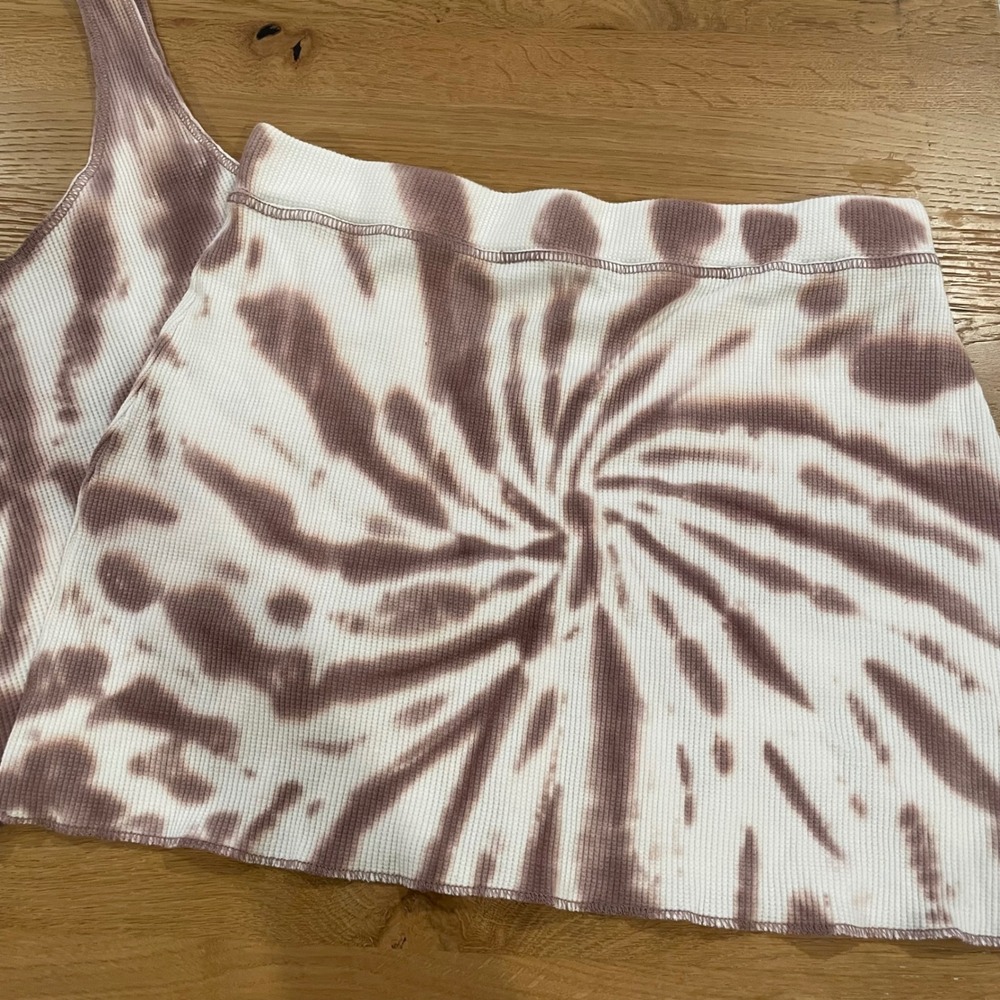 PacCares by PacSun Brown Tie Dye Waffle Knit Mini Skirt & Tank Top Set‎ Womens